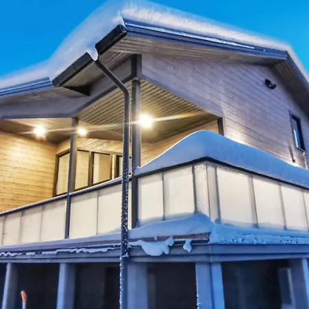 Rikinaenranta B By Interhome